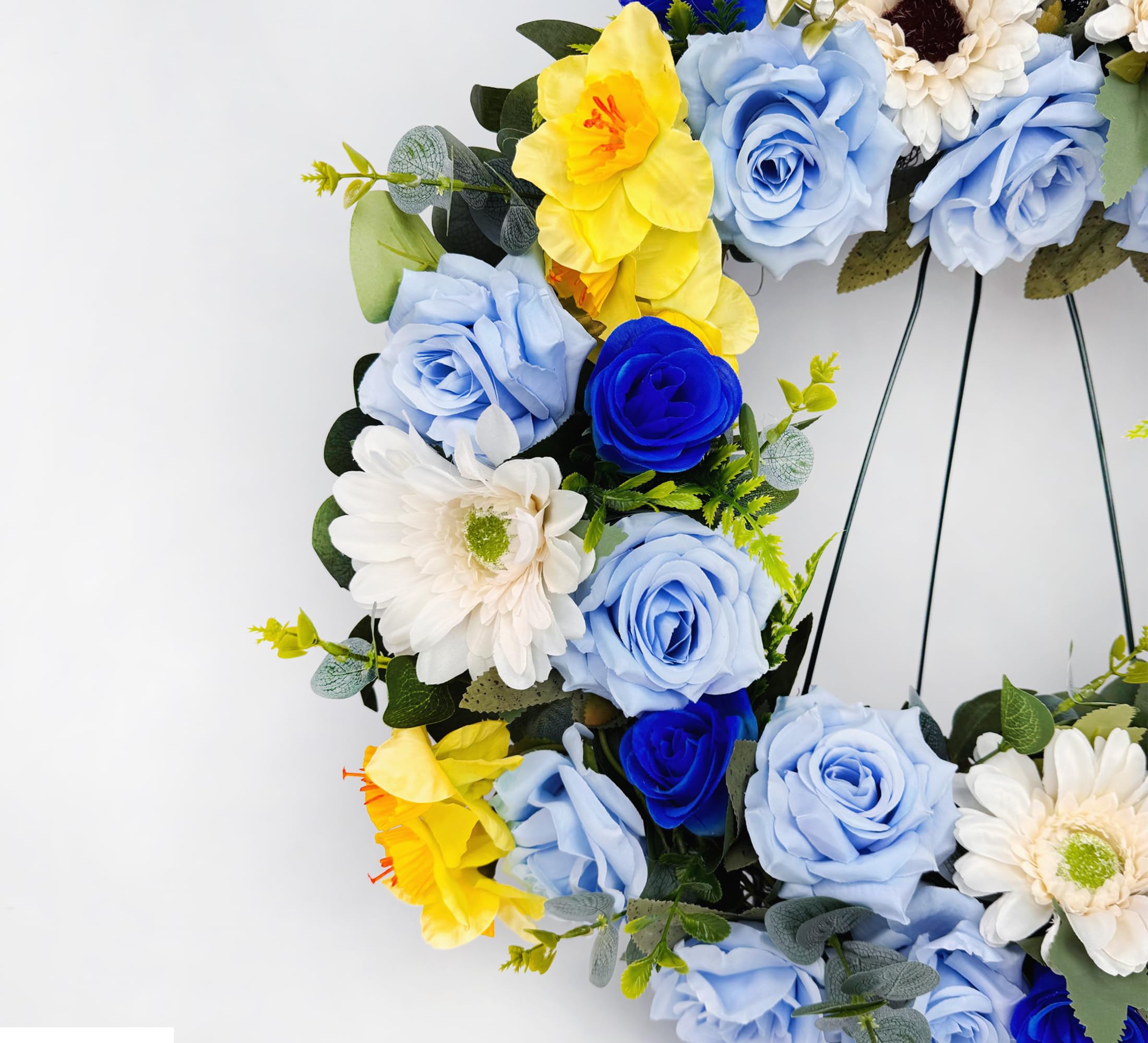 Sturdy grave wreath stand with green coating and hanging hook