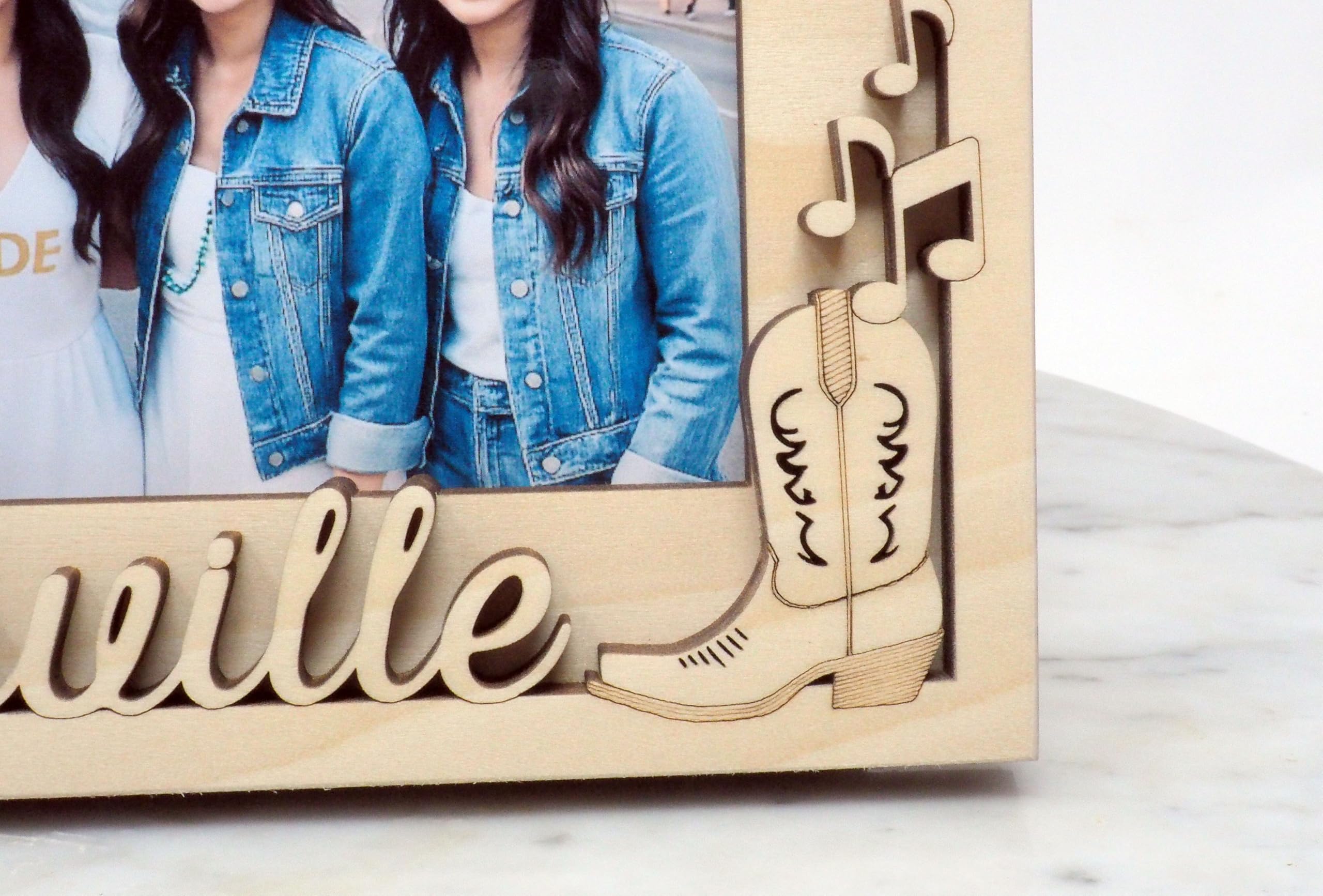 Personalization option on Nashville frame