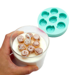 Natucraft cinnamon rolls mold 7 cavities silicone close up