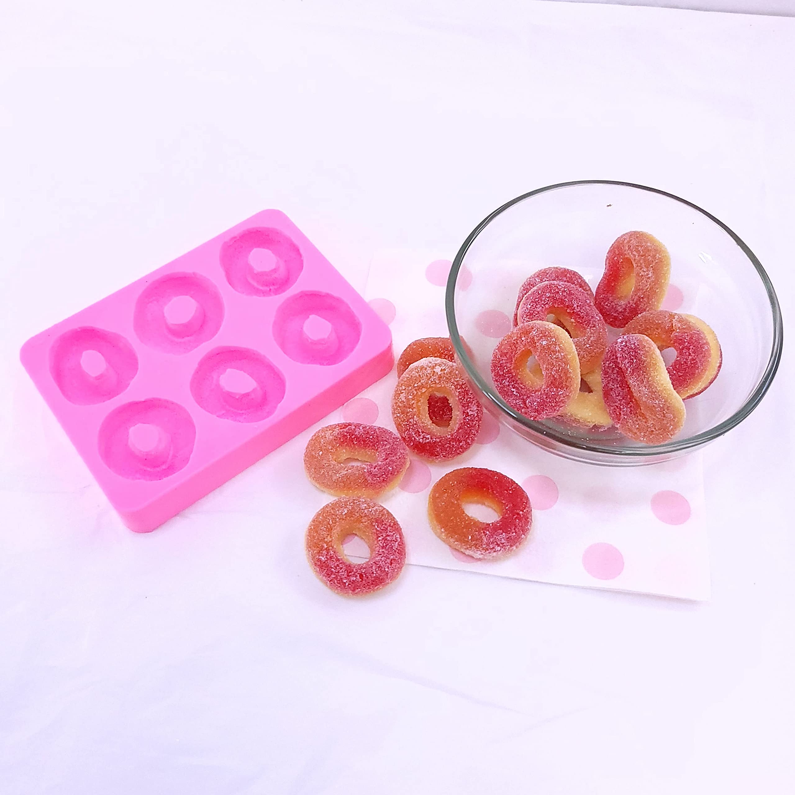 Flexible peach rings mold by Natucraft for wax and resin