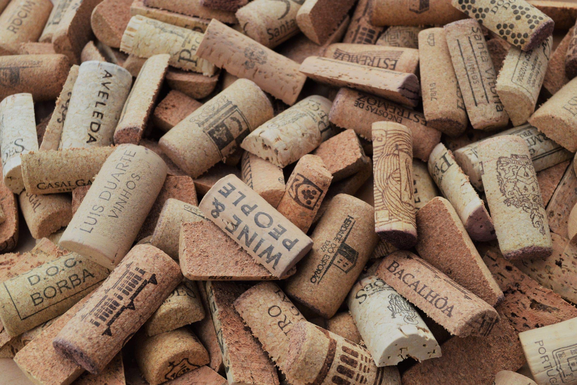 Natural Portuguese cork halves for memo boards