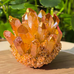 Natural quartz mineral specimen decorative piece