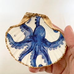 Northern Virginia studio seashell trinket dish by Nafiart Studio