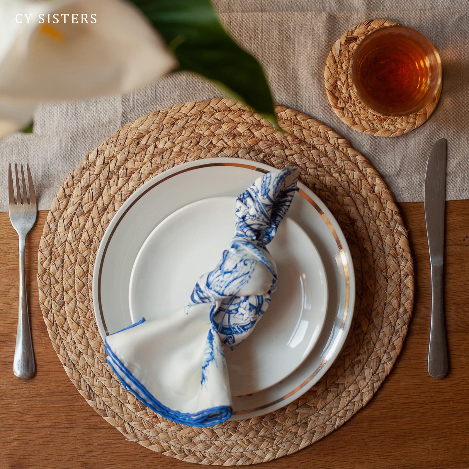 Wall decor option using round placemats