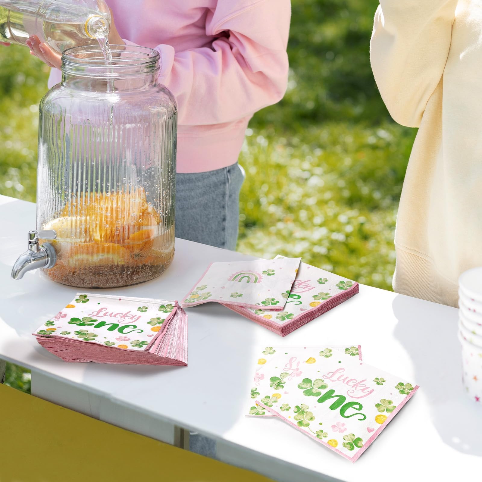 Indoor outdoor party napkins for March celebrations