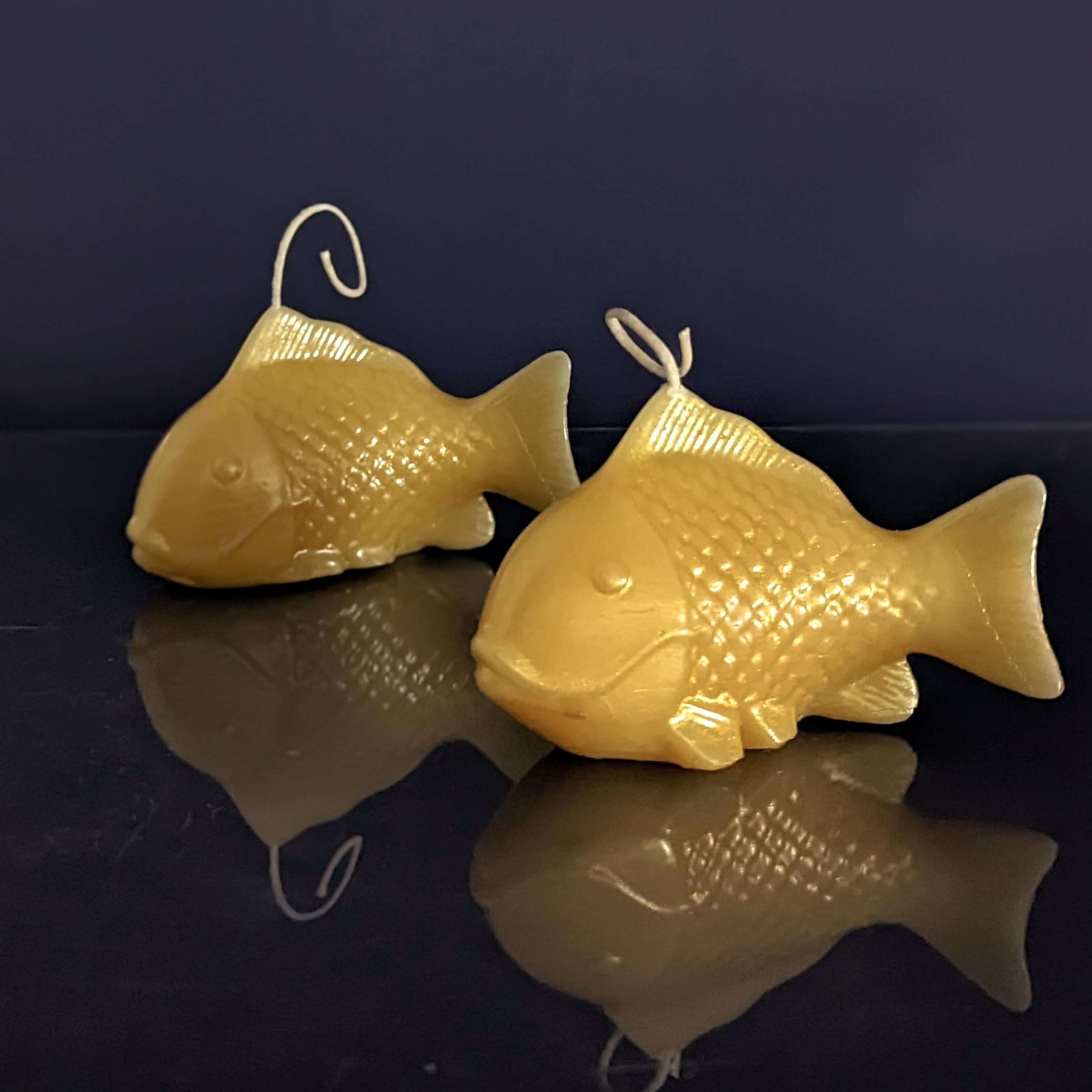 Eco-friendly beeswax candle with cotton wick NerotCandles