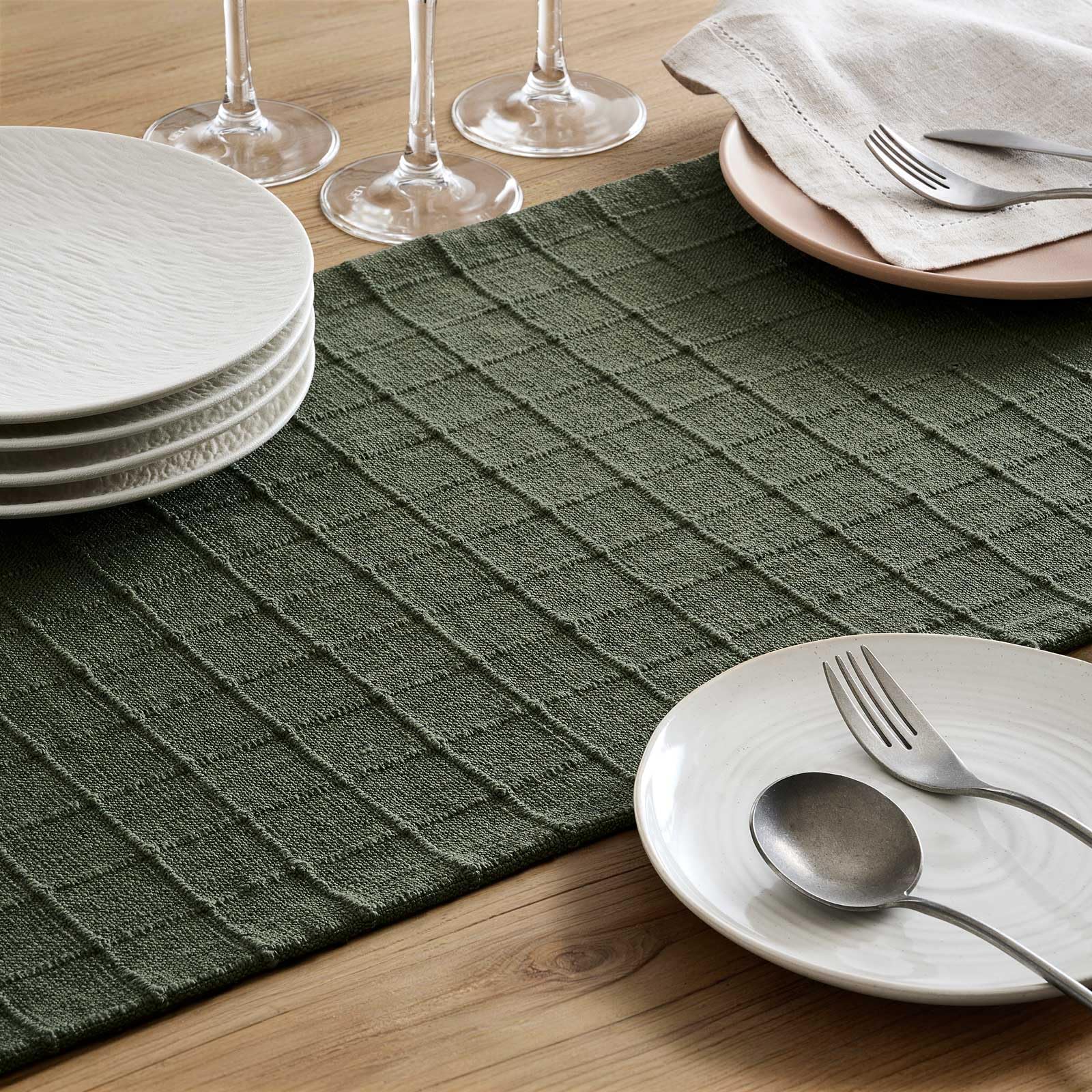 Neutral grid design suitable for farmhouse decor