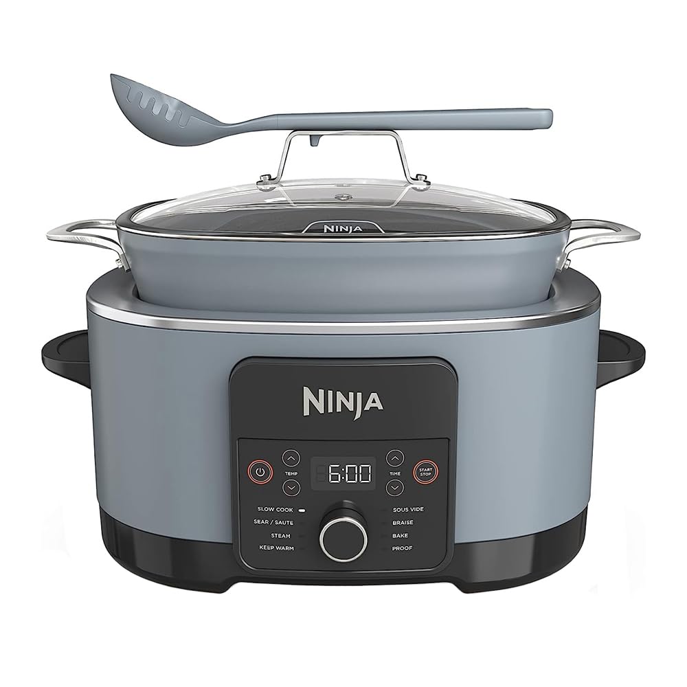 PossibleCooker base unit with integrated spoon ladle