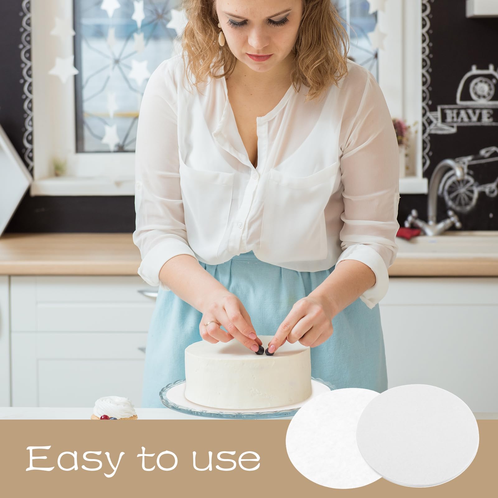 Non-stick parchment rounds for easy release