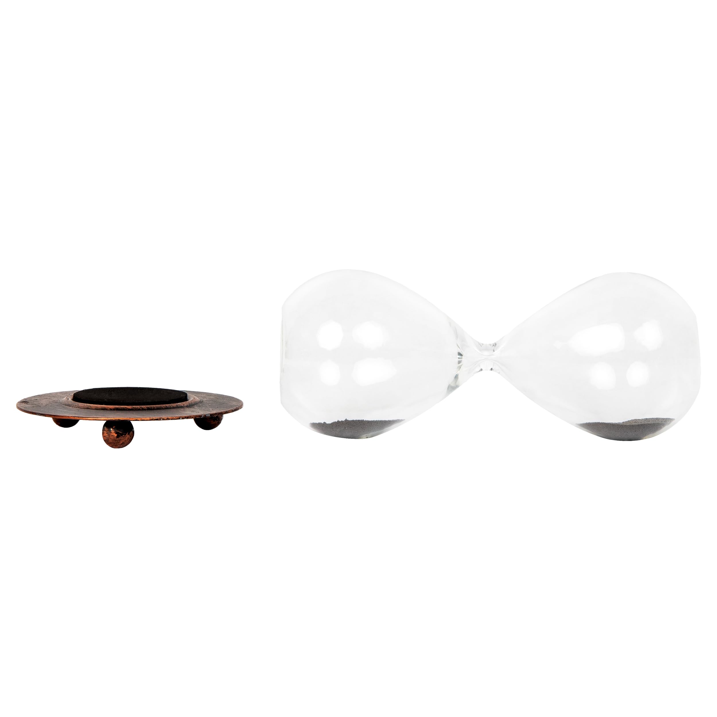 Ages 5 and up magnetic sandtimer close-up