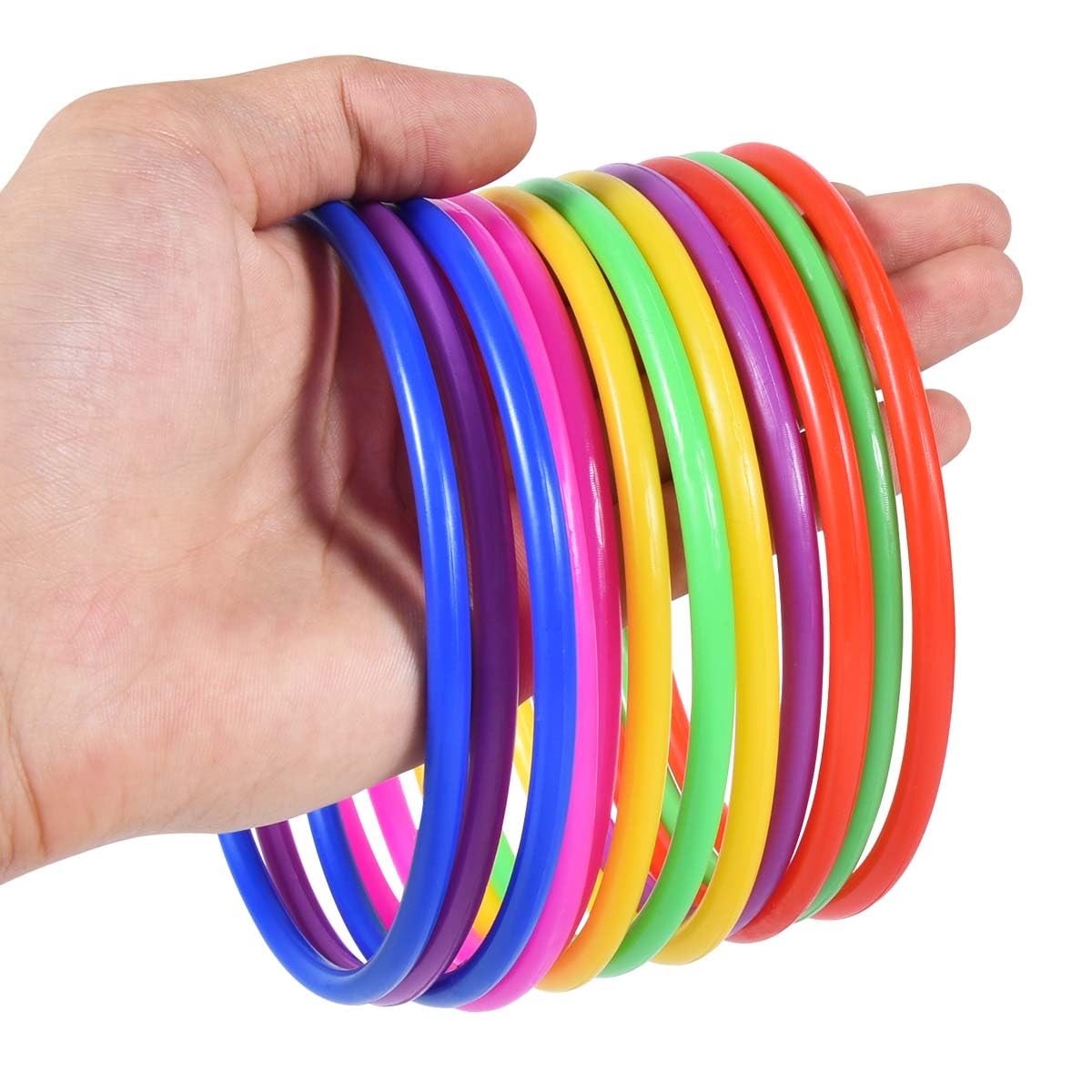 Bright color rings stimulate color recognition during play