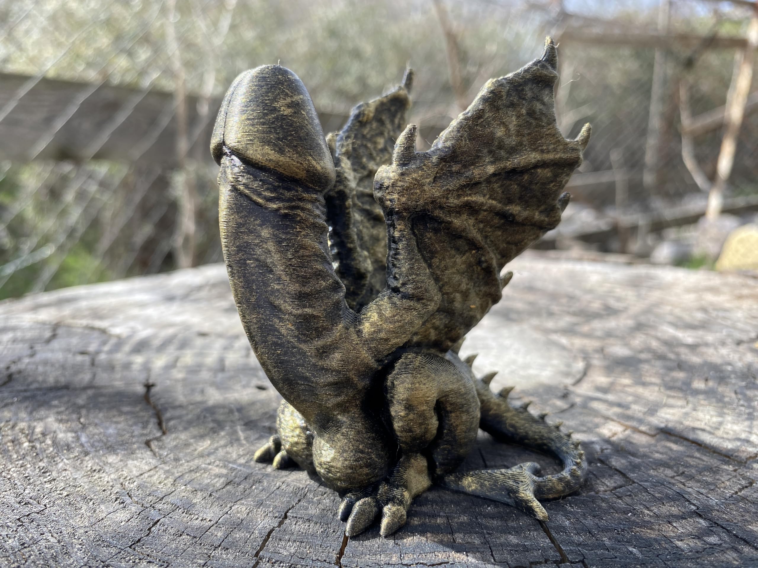 Unique dragon statue for office shelves
