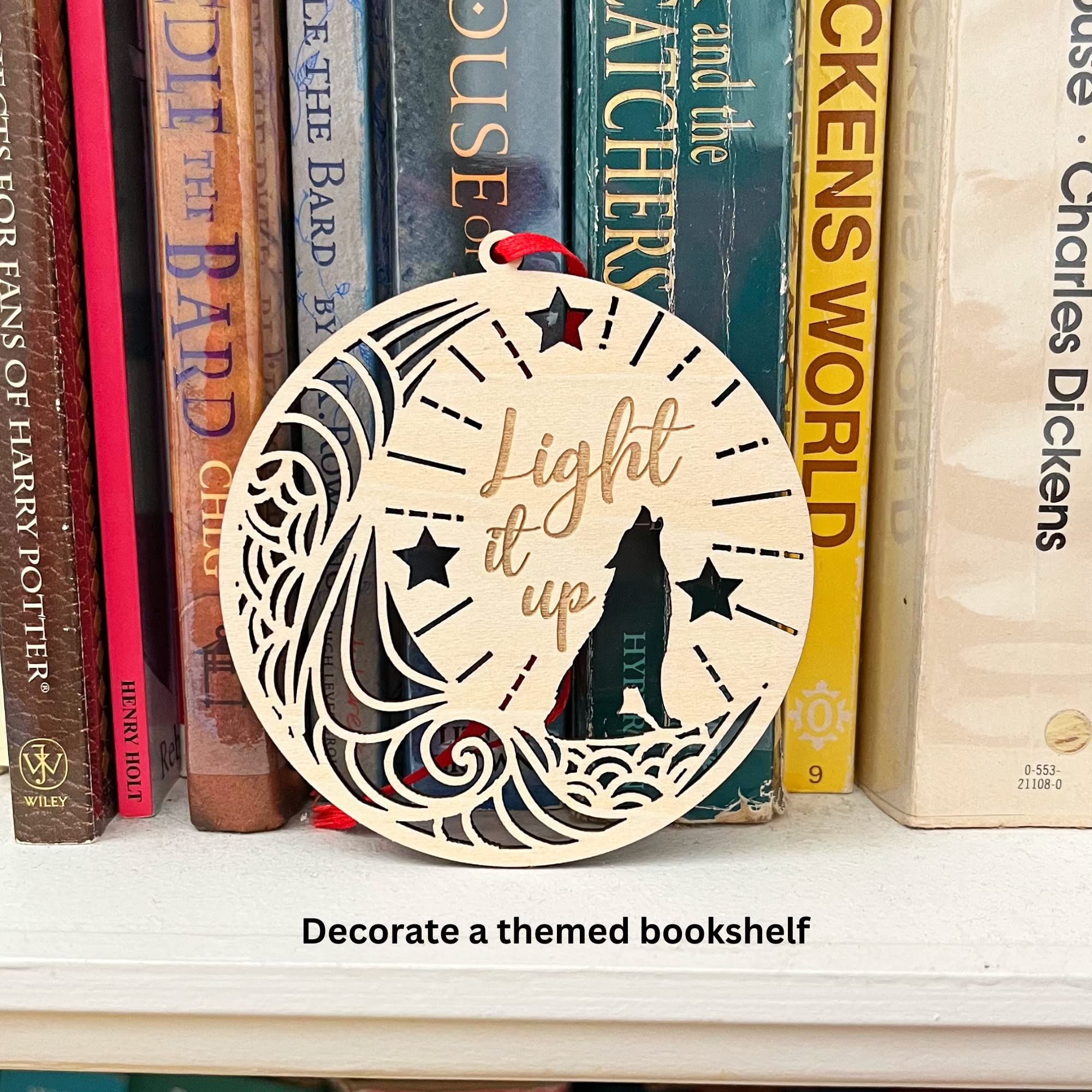 Officially licensed World of S.J. Maas decor item