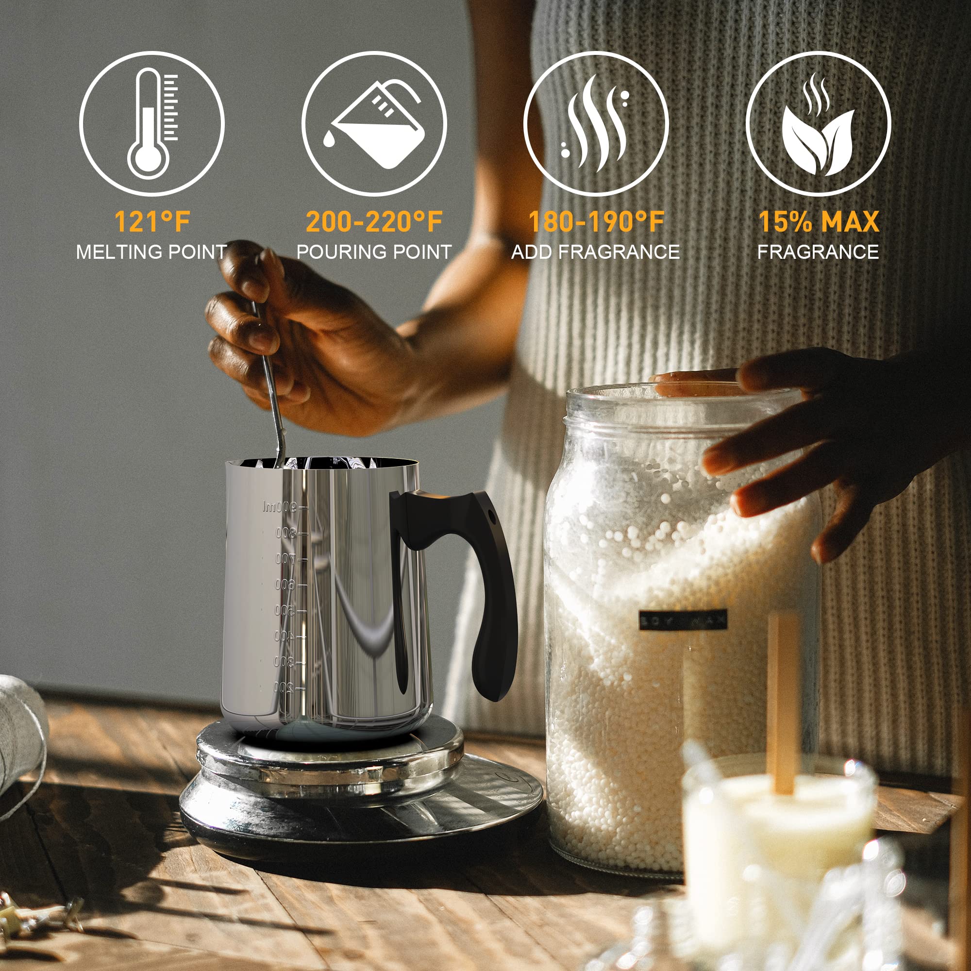 Spoon for melting and stirring in Ohcans kit