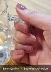 Waterproof top gel layer allows up to 2 weeks wear after UV cure