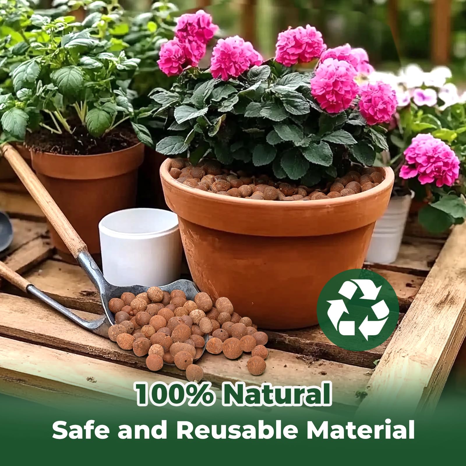 Hydroponics soil mix drainage layer with clay pebbles