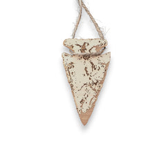 Ornament Arrowhead Raw Wood 4x2in maple grain