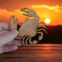 Ornament Crab Raw Wood 1-4 inch thick