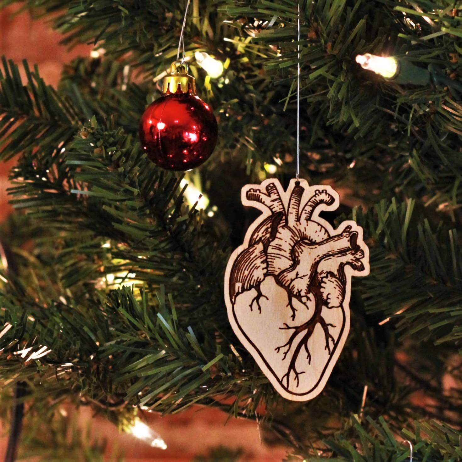 Collectable heart ornament in 3x2 inch size