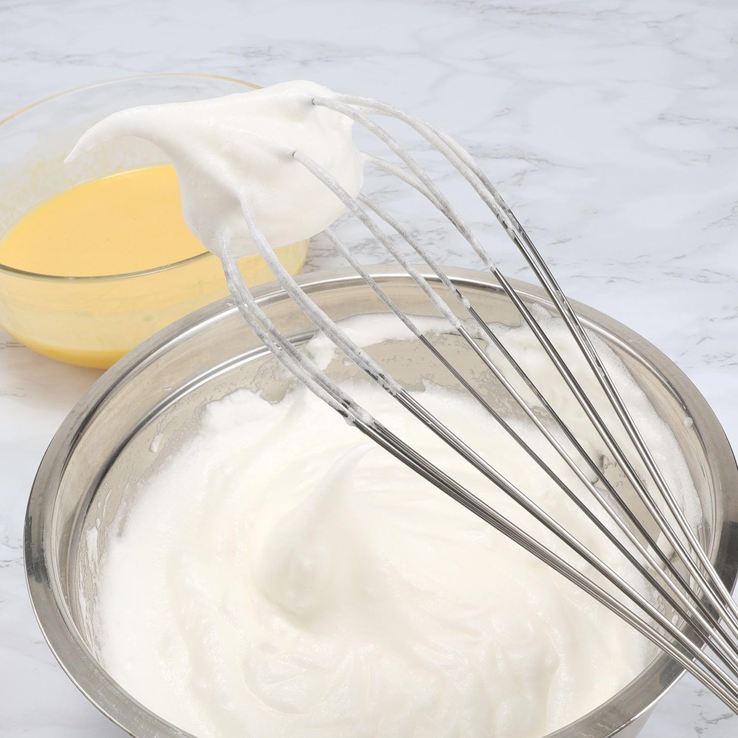 16 pieces of Ousyaah whisks with hooks