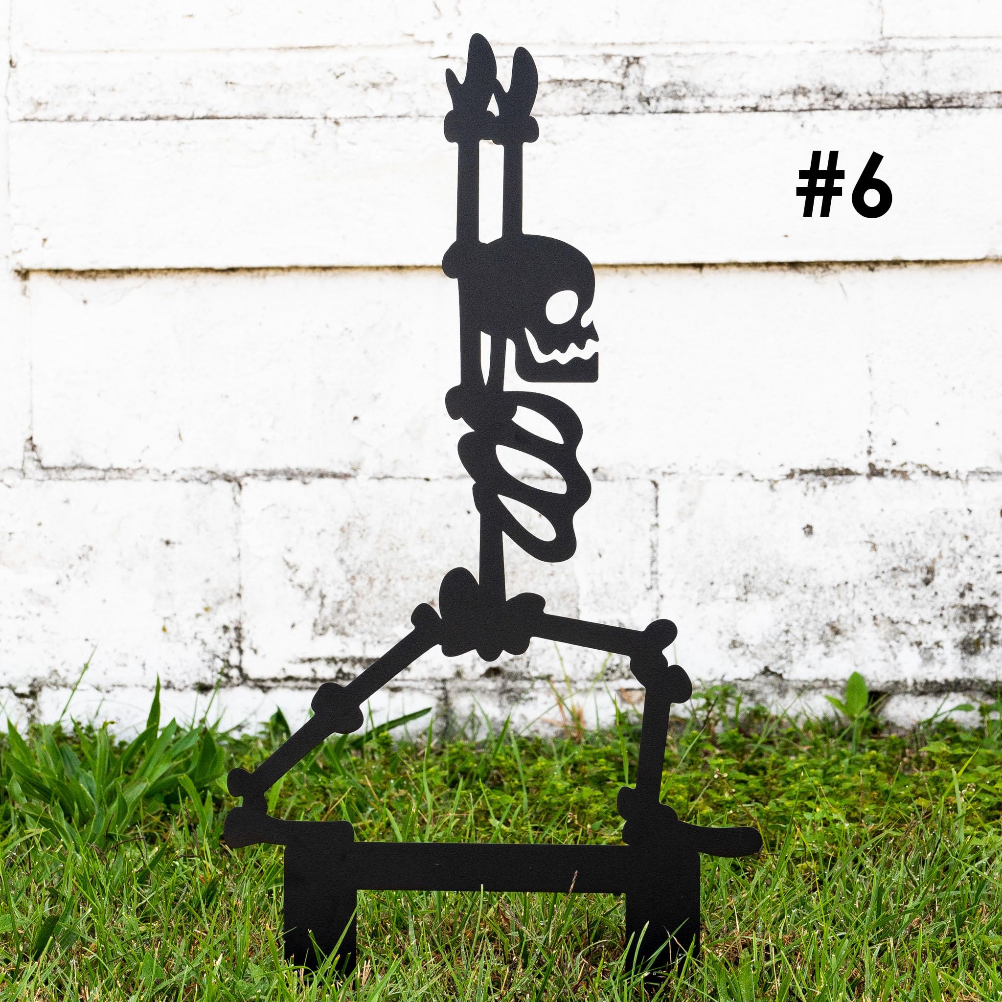 Outdoor sign skeleton Halloween decor packaging