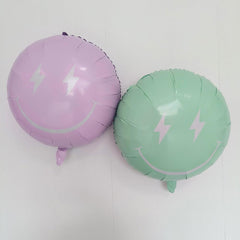 Peace sign and smile face balloons included in the 9 piece package