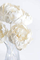 Peony Brides Dream Flower diffuser accessory by Plawanature