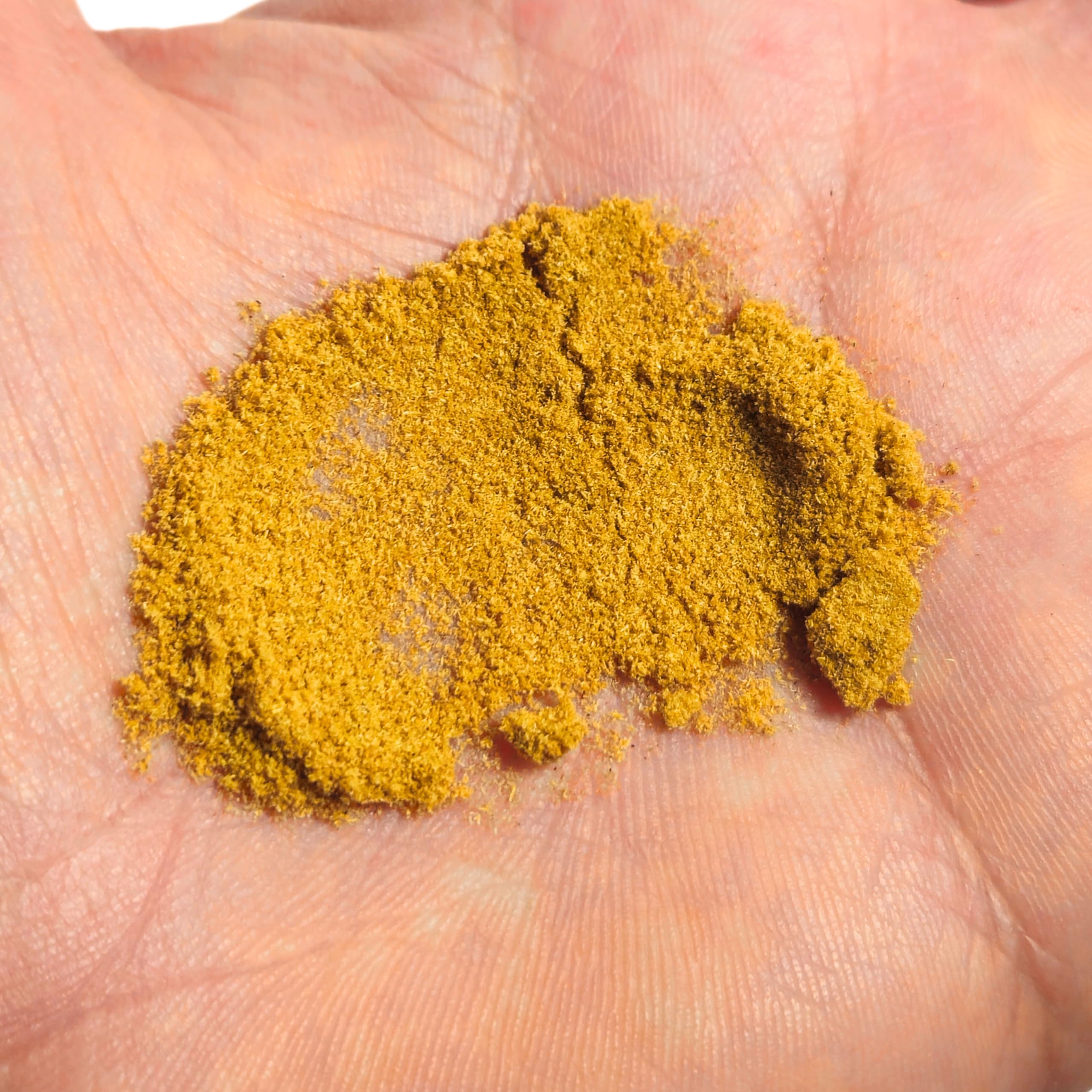 Cold ball milled palo santo powder preserves fragrance