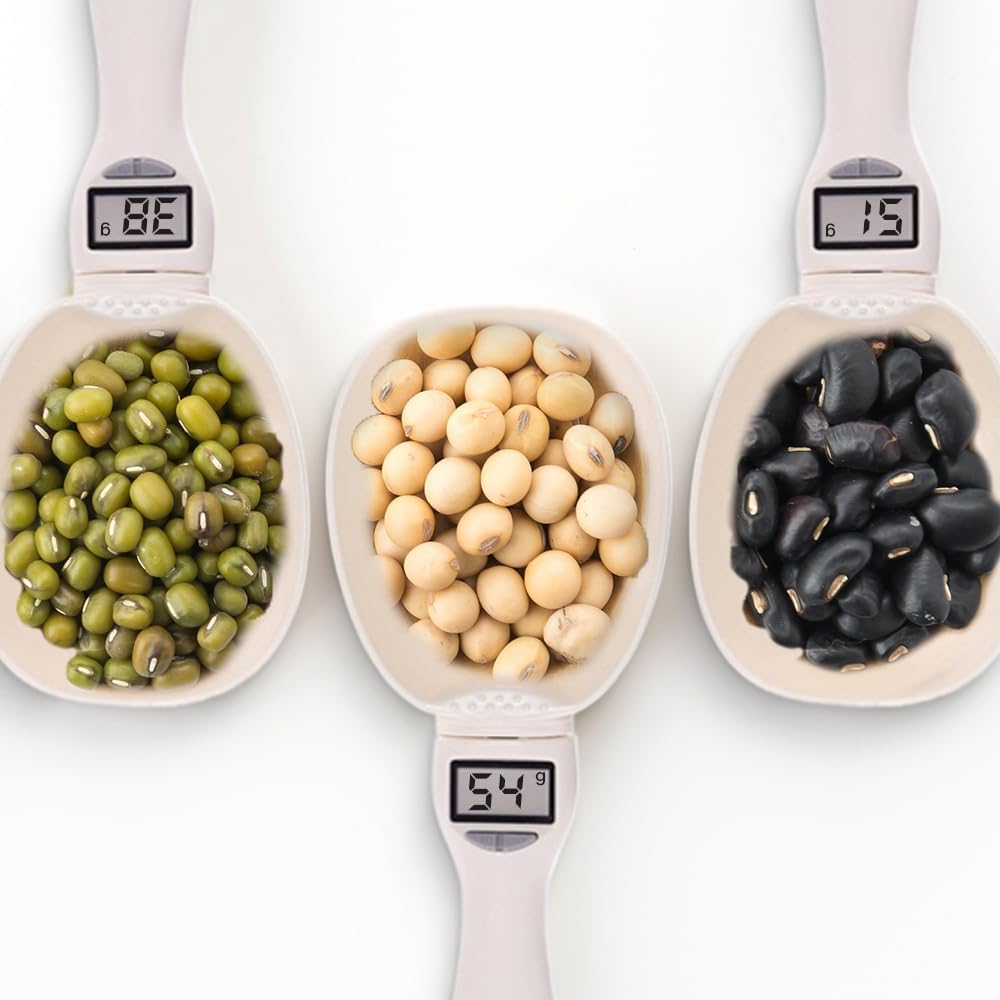 Digital measuring spoon ideal for precise portioning of ingredients