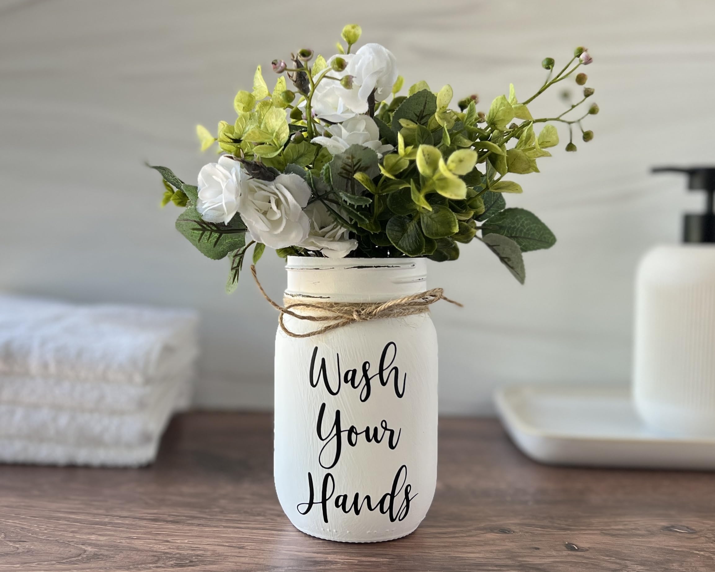 Pint 16 oz mason jar with faux greenery and roses