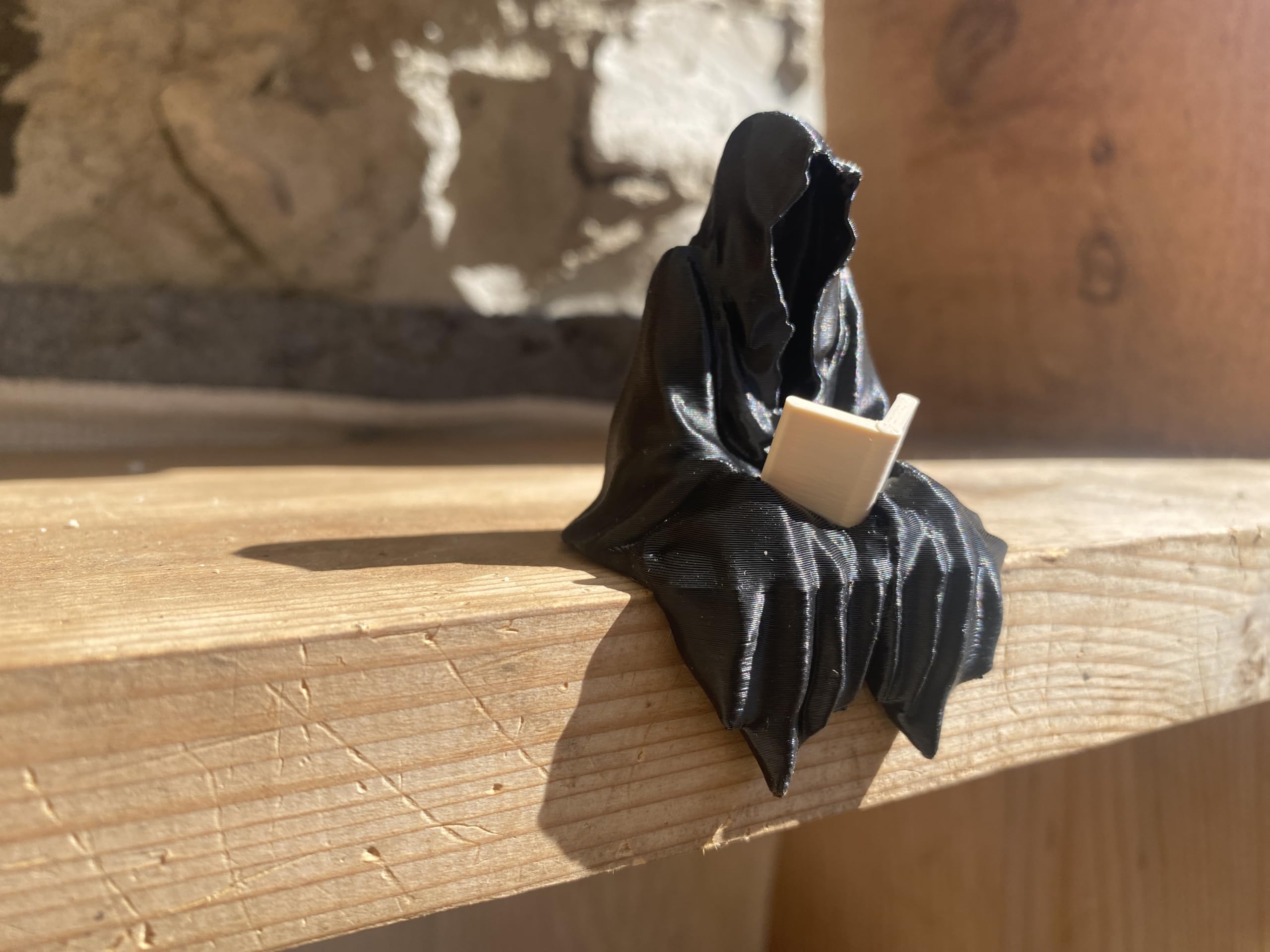 PLA material sitting ghost figurine