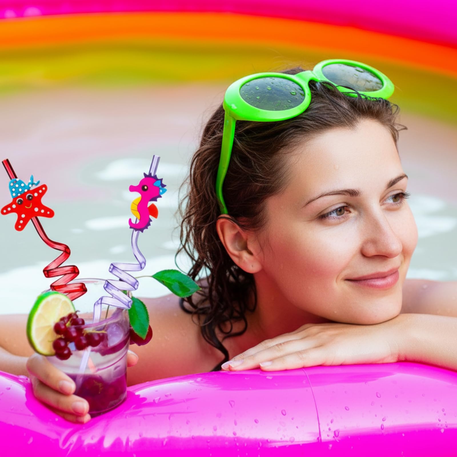 Reusable plastic straws with PET accents for drinks