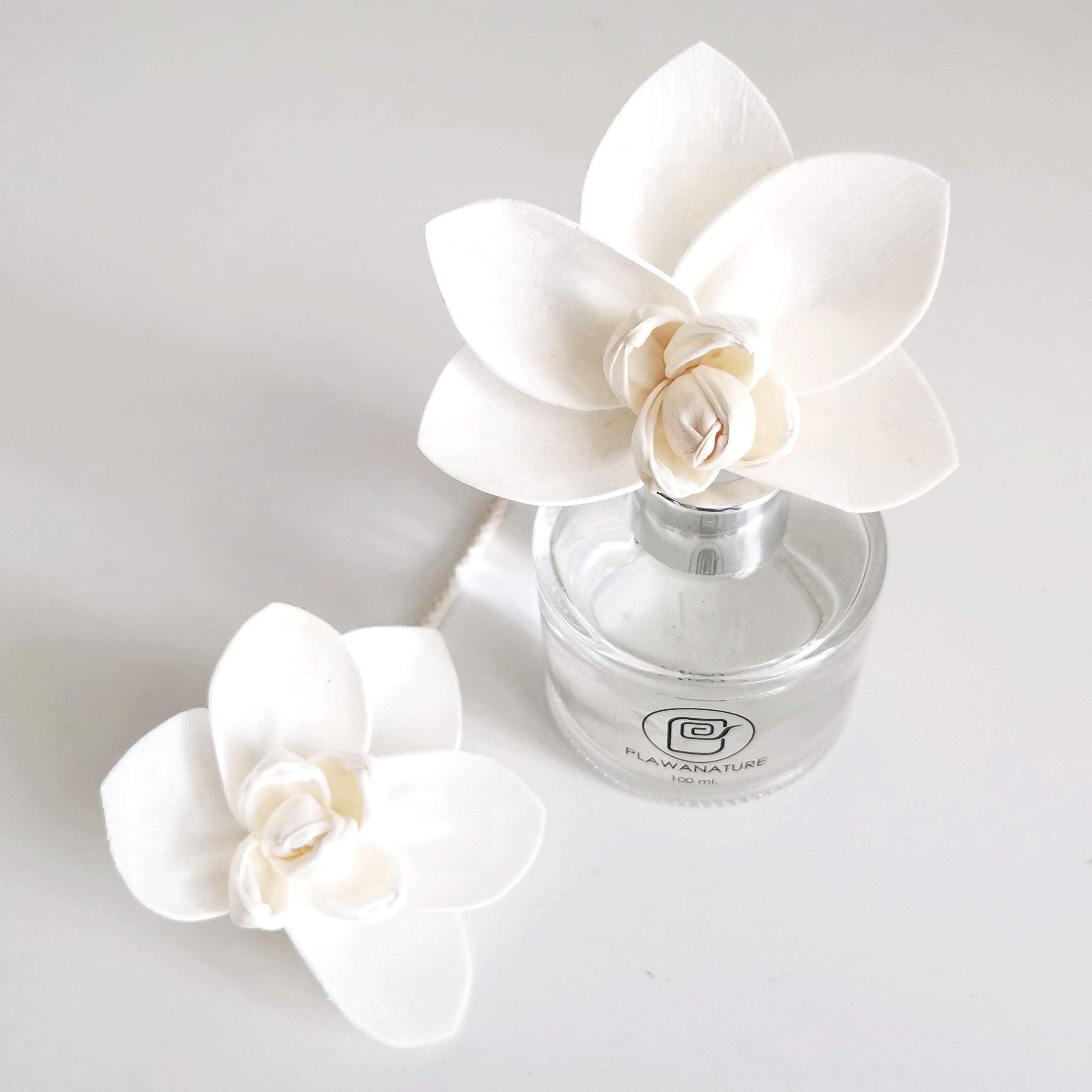 One time use Sola Flower diffuser for home decor