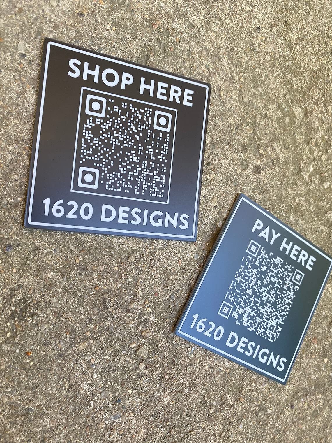 Fingerprint resistant sign easy to clean for visibility