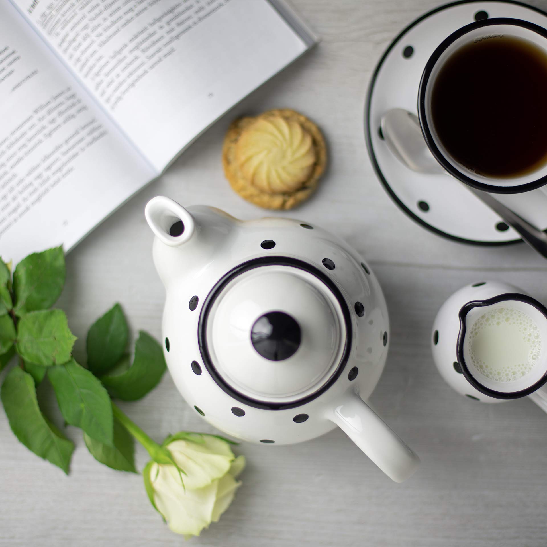 Handmade hand-painted teapot polka dot design