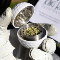 Portable manual kitchen grinder for herbs and spices
