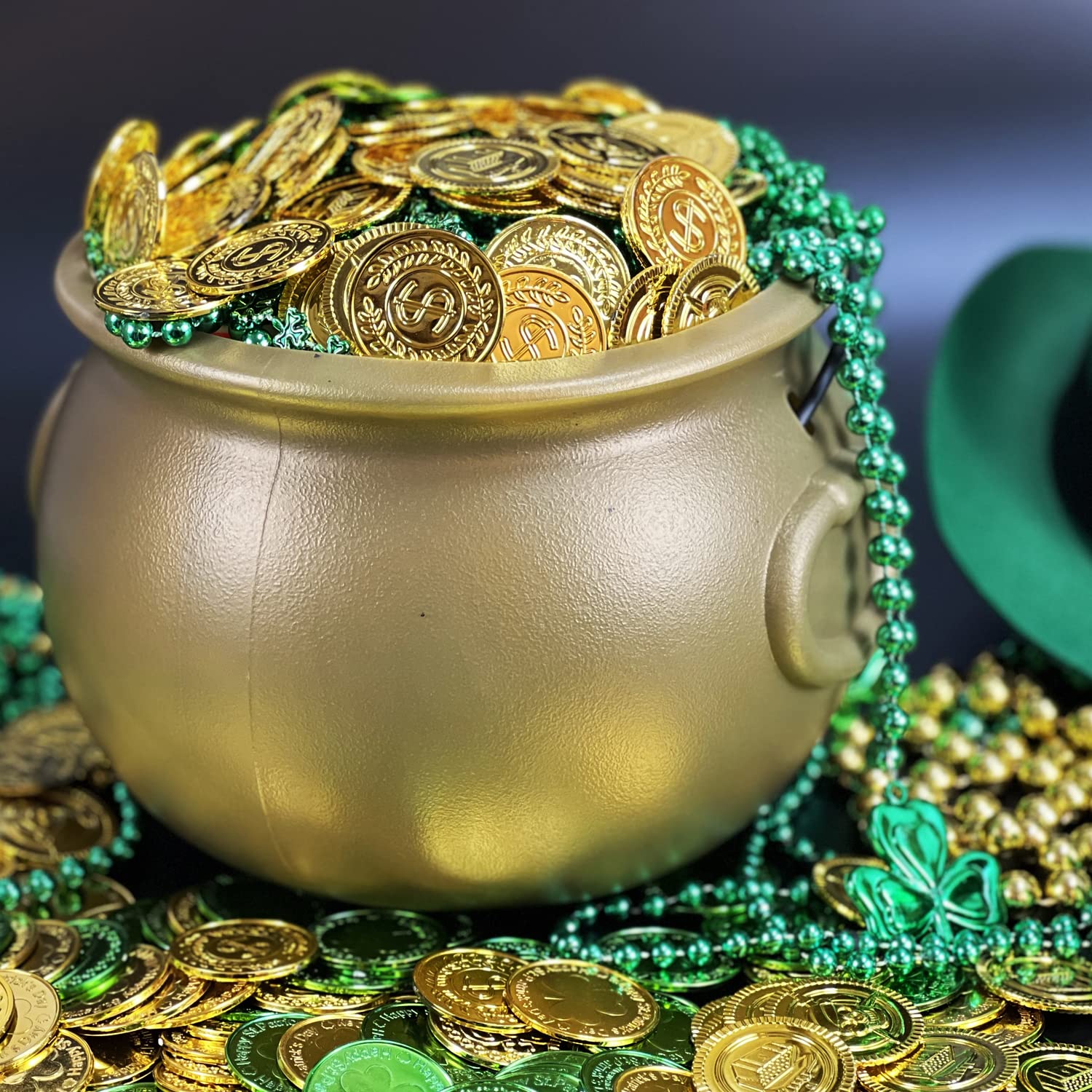 Gold cauldron bucket decorative prop for kids and adults