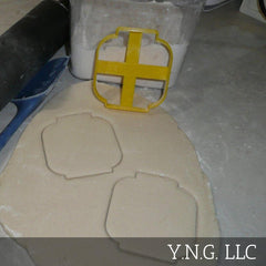 PR2525 USA made cookie cutter size 3 1/4 x 3 3/4 x 5/8 inches