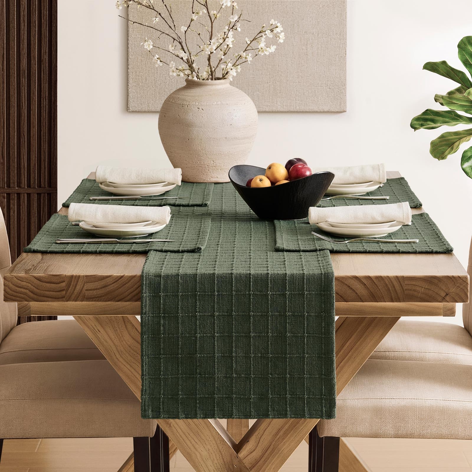 Pre-washed Linen Table Runner resists shrinkage