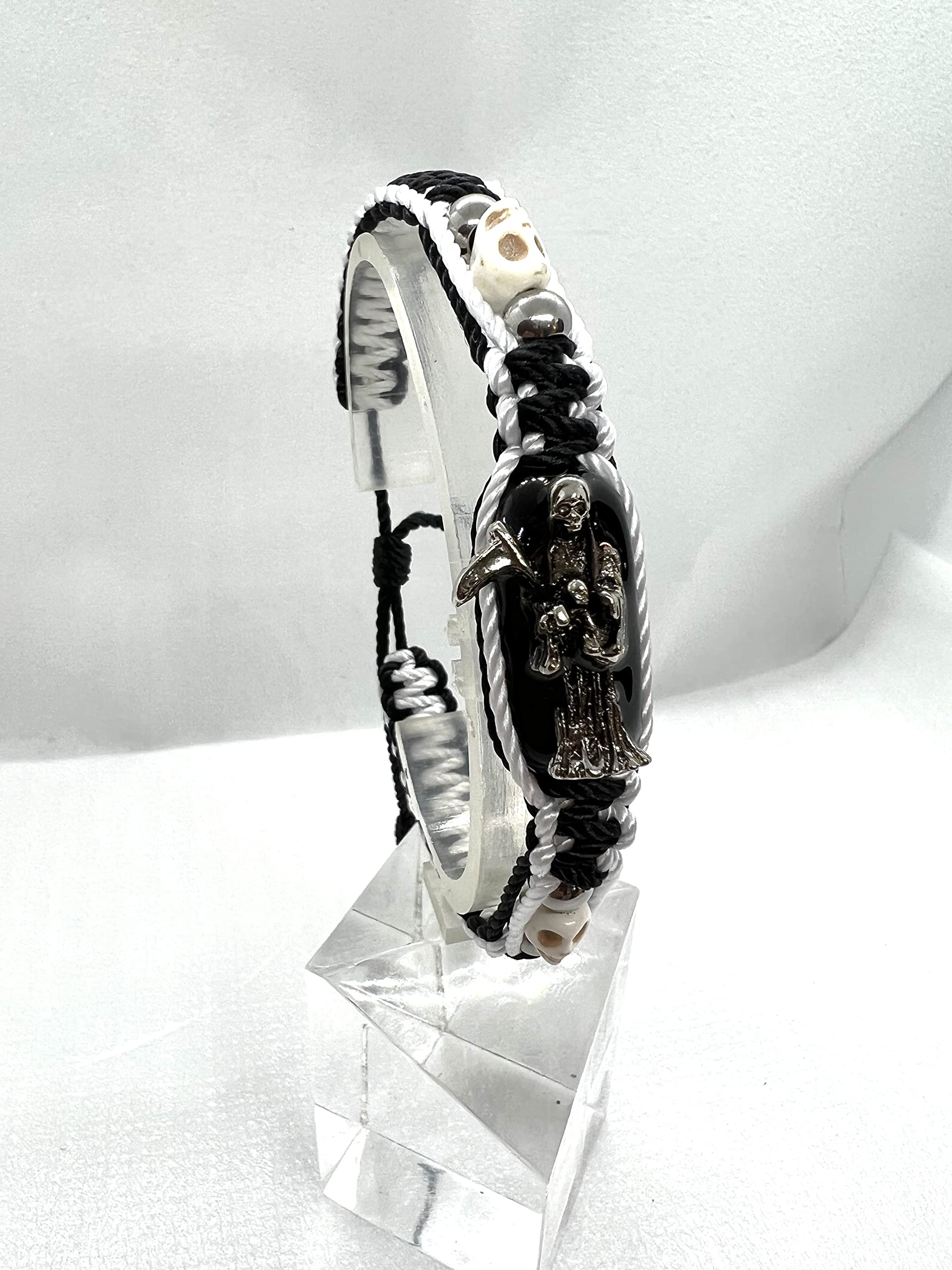 Pulsera Santa Muerte para hombre o mujer con imagen blanca