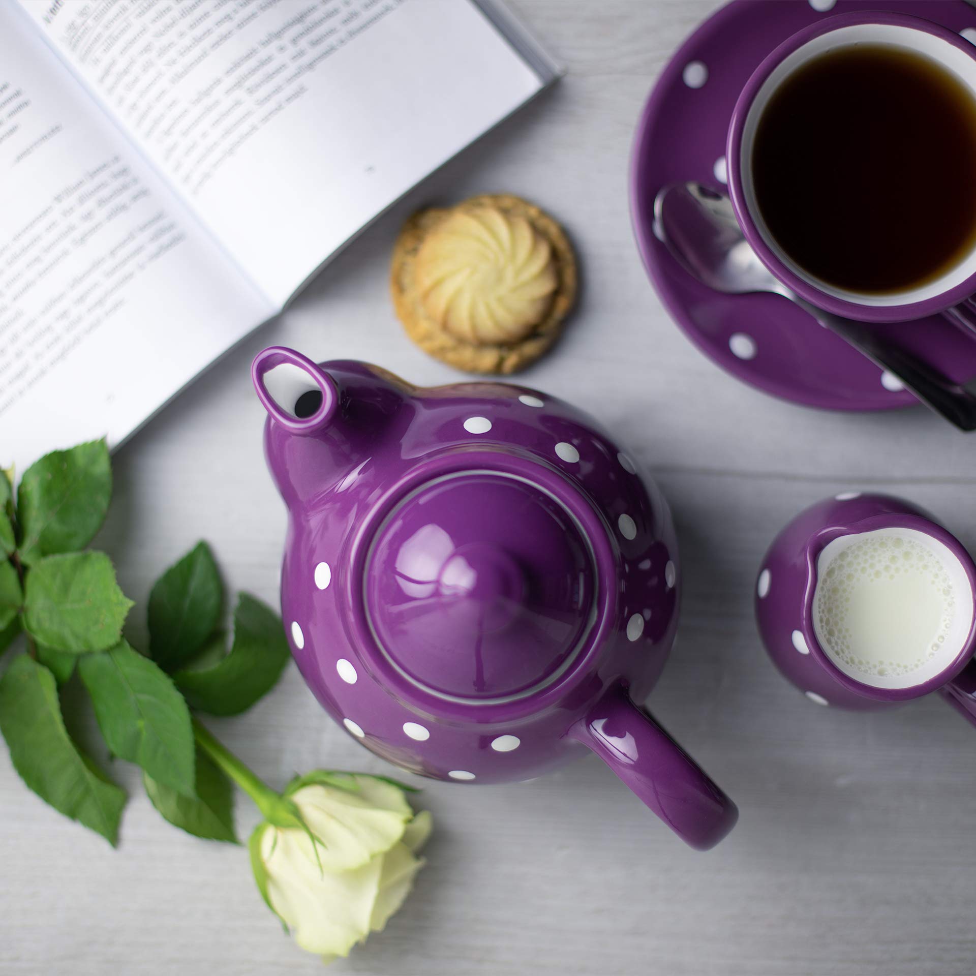 Purple polka dot teapot for loose leaf tea