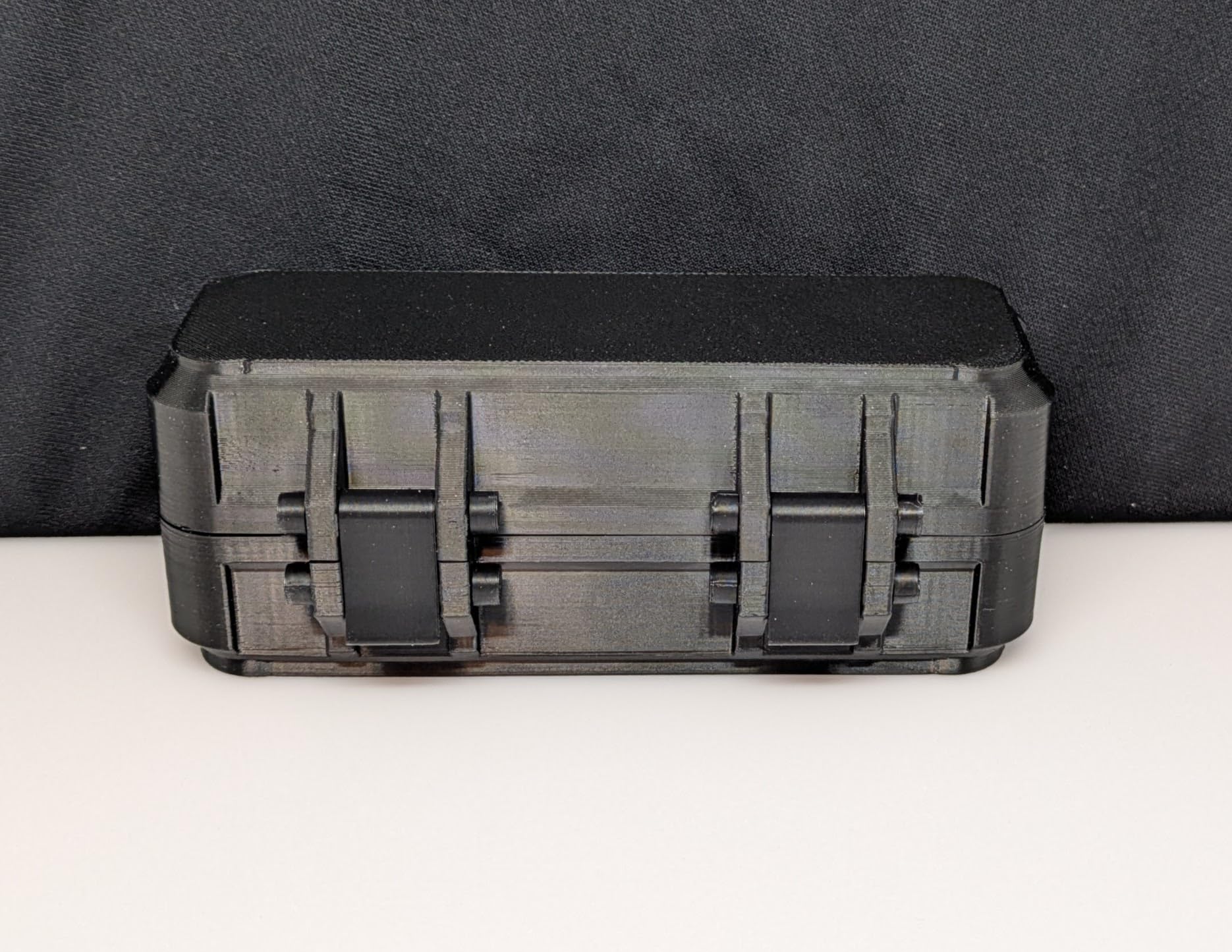 Qtips storage compartment inside Pivot travel case