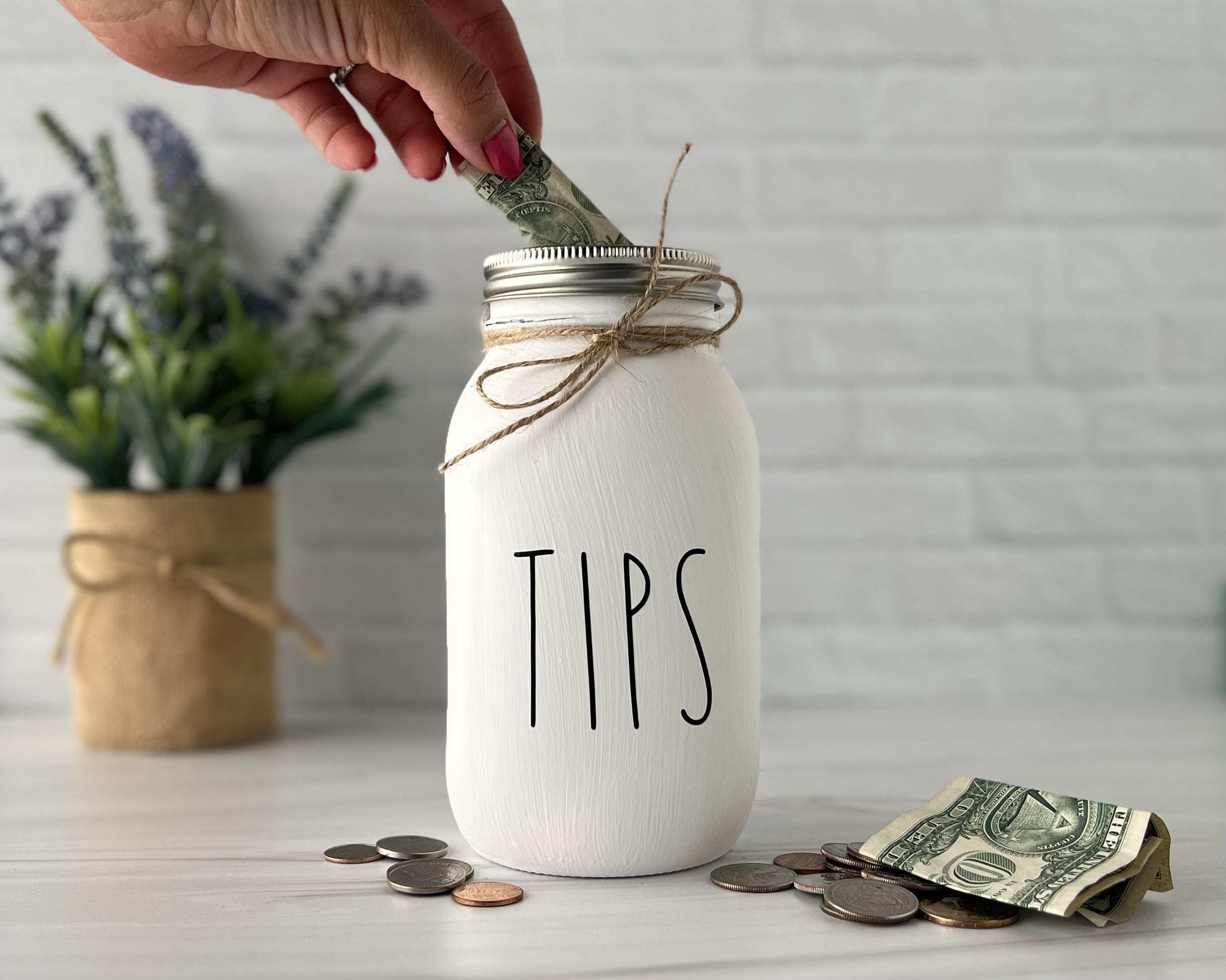 Quart size mason jar for restaurant counters