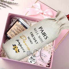 Lavender scented candle included in Quelay divorce gifts box