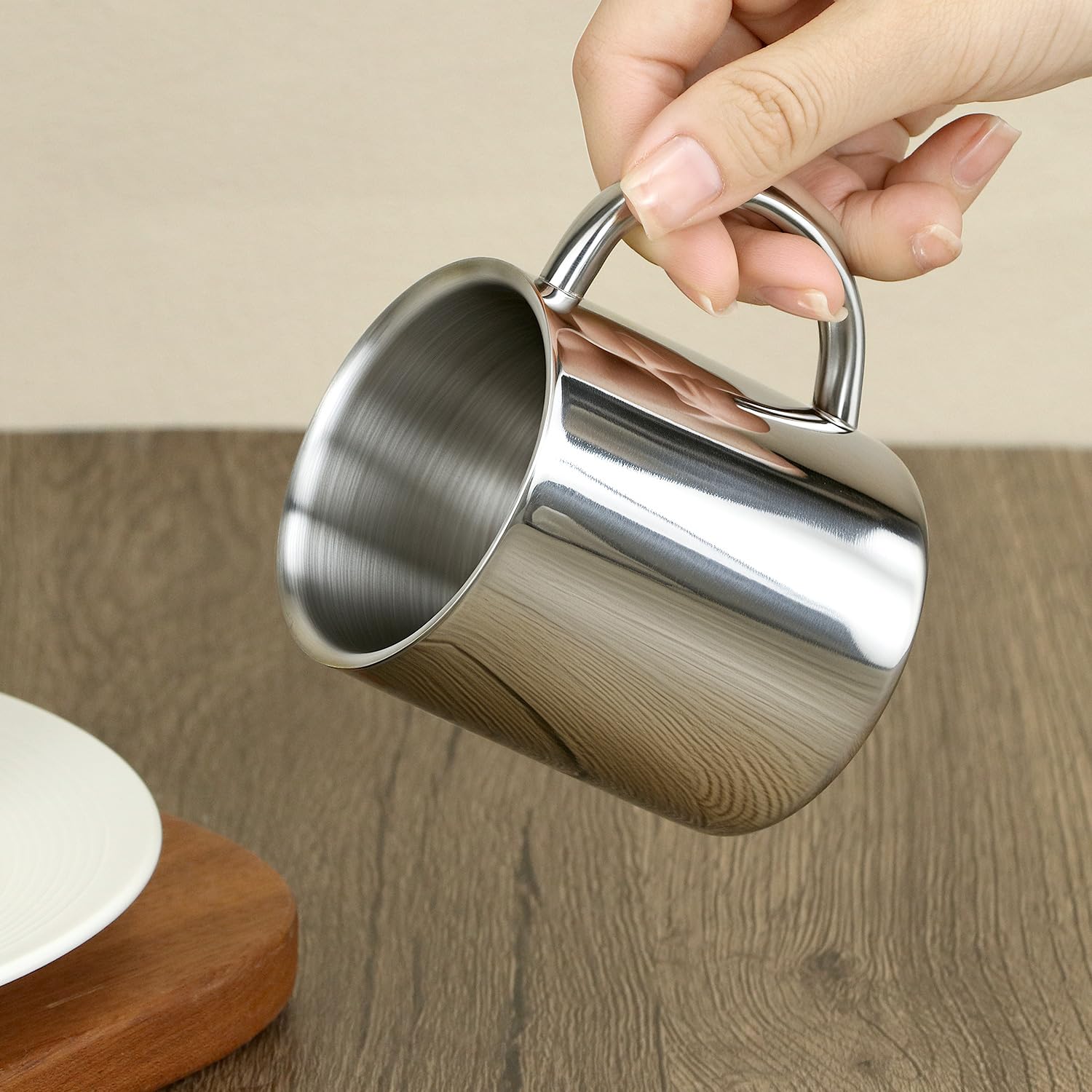 Interior brushed and exterior mirror finish on QWORK mug 7oz