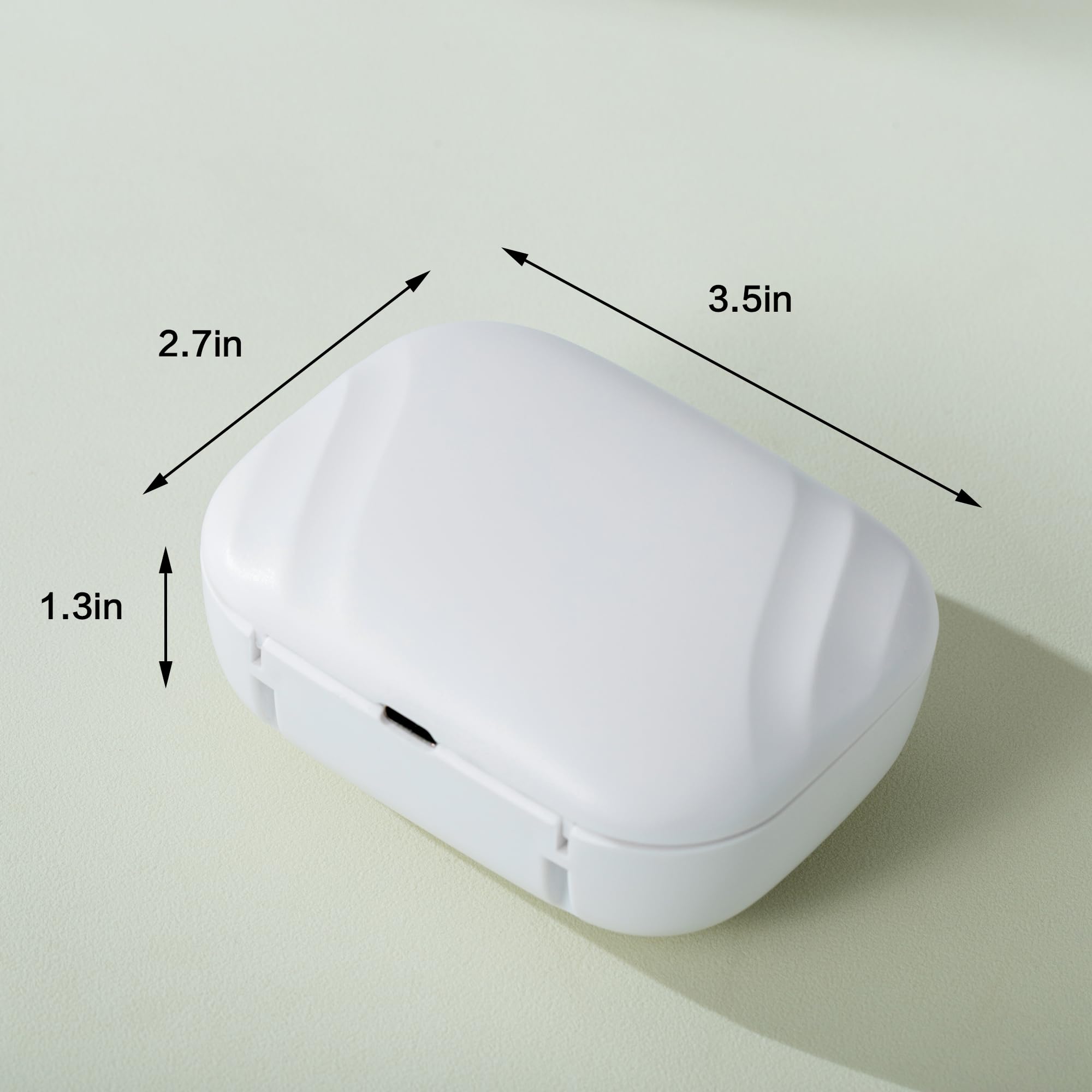 Rechargeable portable toothbrush cover suitable for home and travel