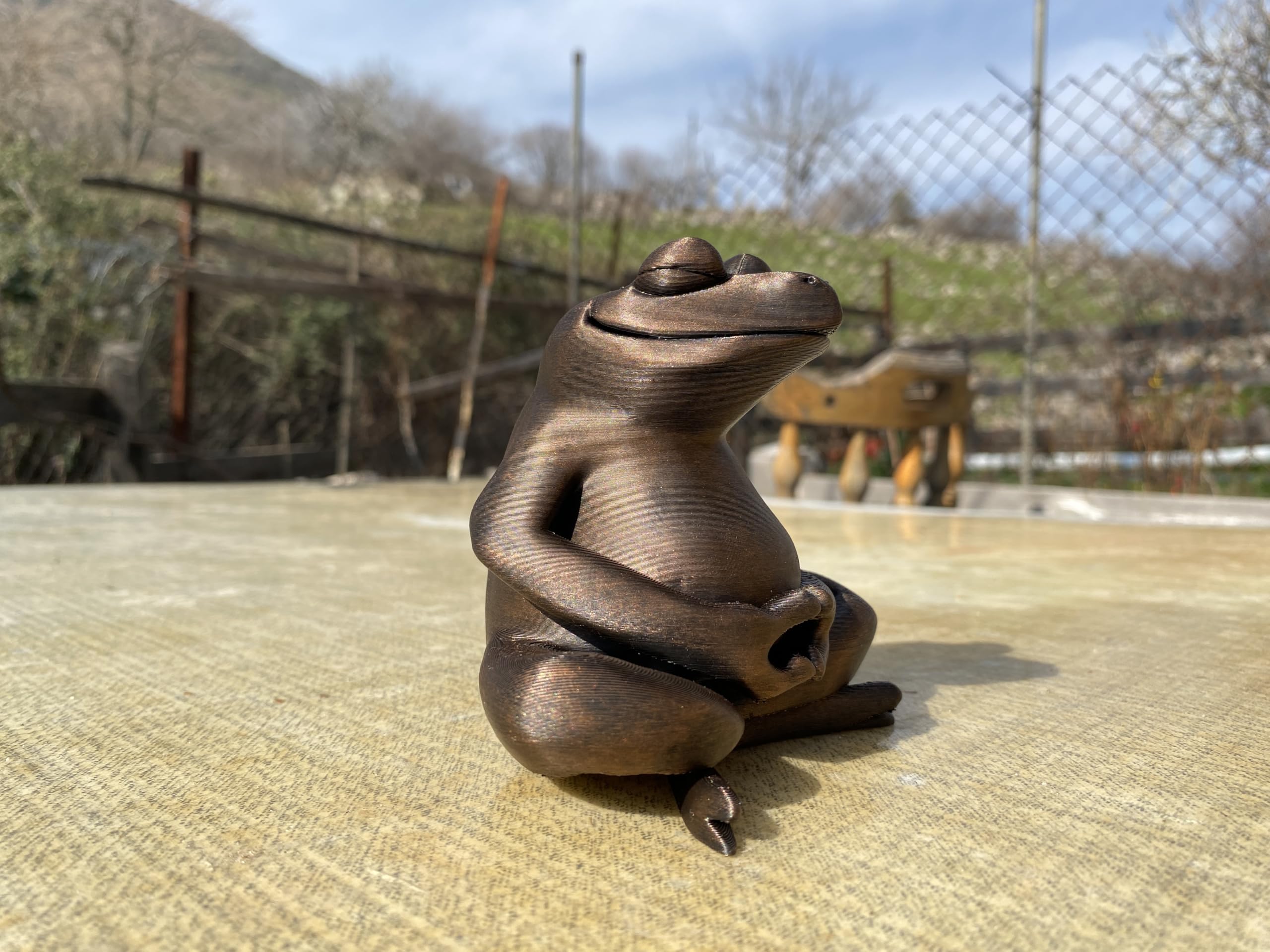 Lotus pose frog decorative statue for mindfulness