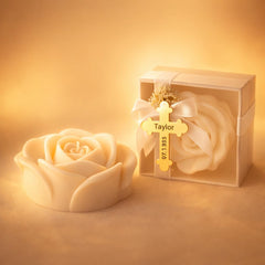 Ready to gift packaging with dried flowers and ribbon
