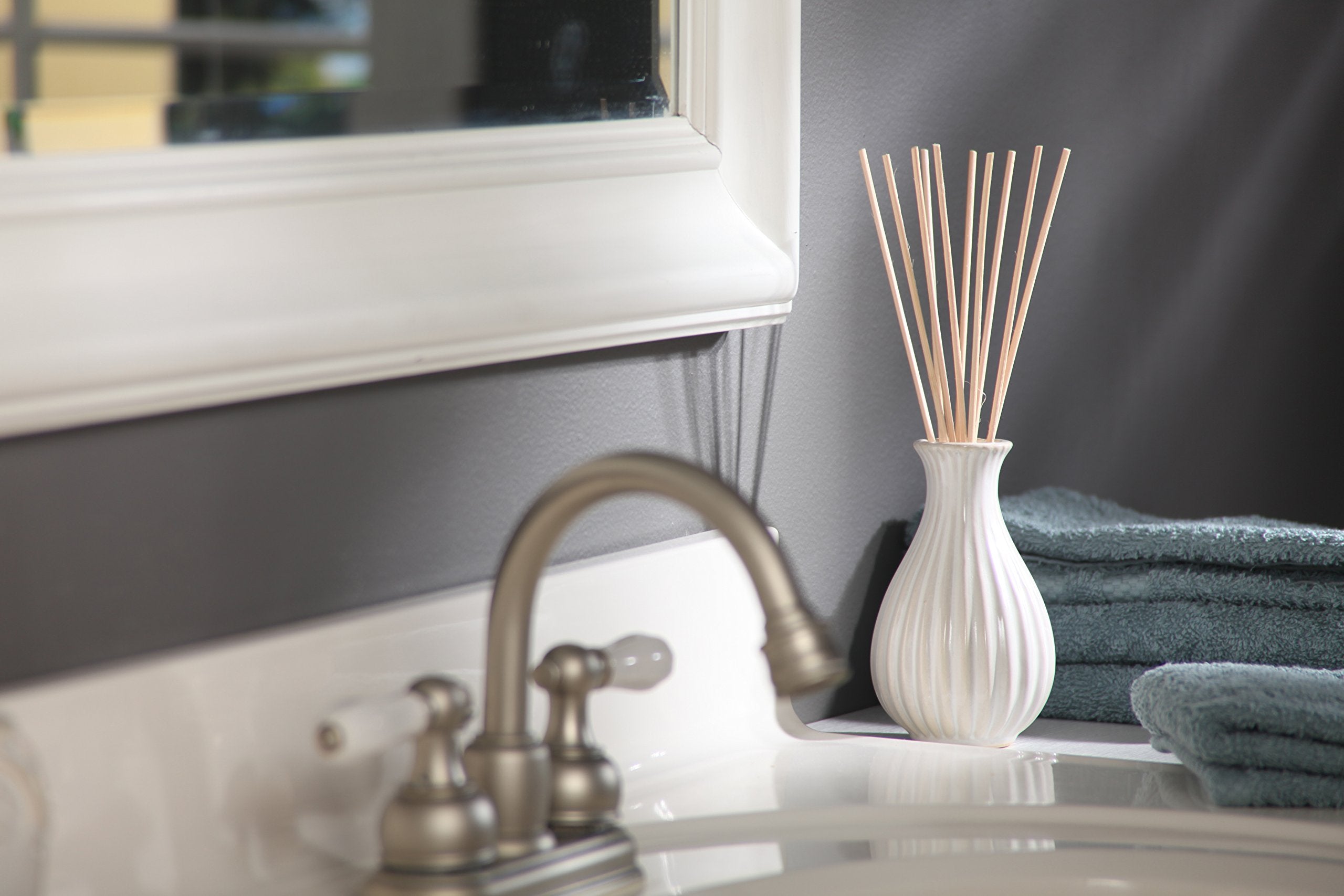 DIY reed diffuser supplies from Hosley