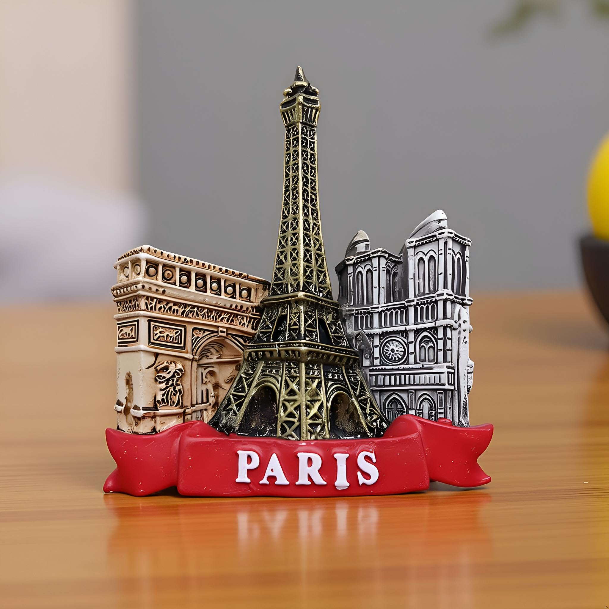 Durable resin fridge magnet for photos and notes